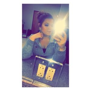 Meet your Posher, Hillary